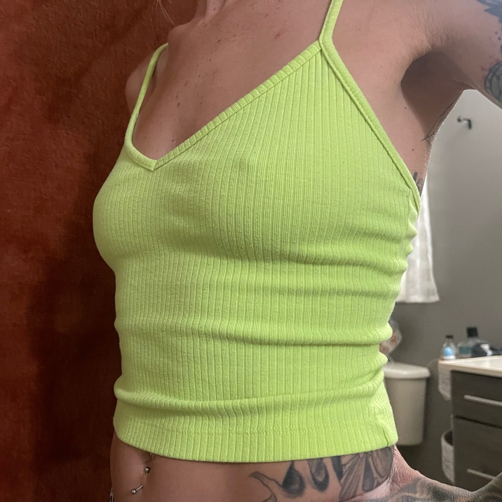 EXPRESS NEON TOP 🌈🌈🌈 - Picture 7 of 7